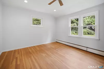 19 Sycamore Road, Bloomfield, CT 06002 - Photo 14