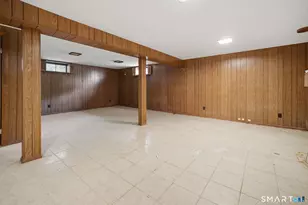 19 Sycamore Rd, Bloomfield, CT 06002 - Photo 32