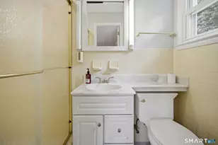 19 Sycamore Rd, Bloomfield, CT 06002 - Photo 24