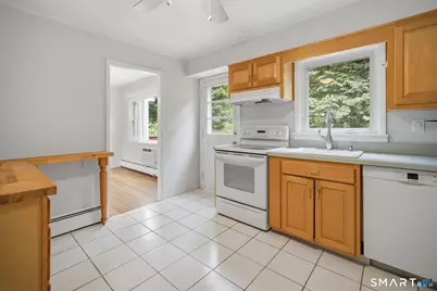 19 Sycamore Road, Bloomfield, CT 06002 - Photo 18