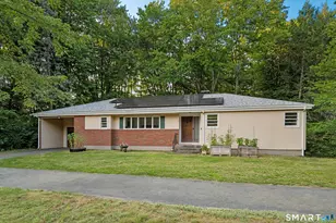 24 E Wintonbury Ave, Bloomfield, CT 06002 - Photo 1