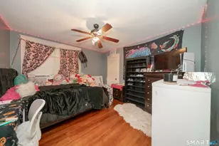 33 Collins Pkwy, Meriden, CT 06450 - Photo 16