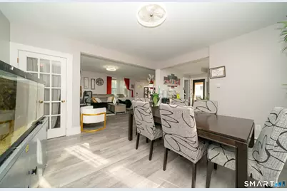 33 Collins Parkway, Meriden, CT 06450 - Photo 10