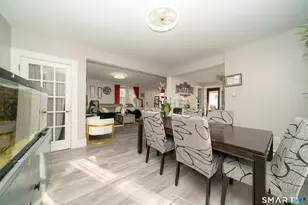 33 Collins Pkwy, Meriden, CT 06450 - Photo 10