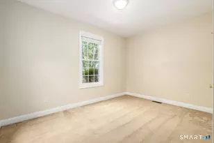 13 Watkins Dr, Newtown, CT 06482 - Photo 12