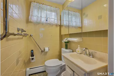 47 Shore Road, Waterford, CT 06385 - Photo 26