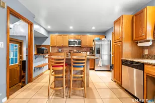 297 Broadbridge Rd, Bridgeport, CT 06610 - Photo 10