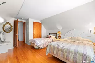 297 Broadbridge Rd, Bridgeport, CT 06610 - Photo 22