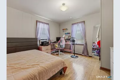 84 Barnes Avenue, New Haven, CT 06513 - Photo 8