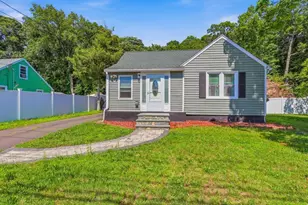 94 Barnes Ave, New Haven, CT 06511 - Photo 2