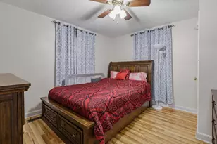 94 Barnes Ave, New Haven, CT 06511 - Photo 14