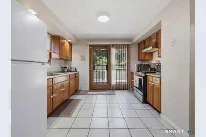 94 Barnes Avenue, New Haven, CT 06511 - Photo 10