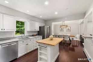 19 Laura Ln, Oxford, CT 06478 - Photo 6