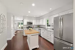 19 Laura Ln, Oxford, CT 06478 - Photo 12