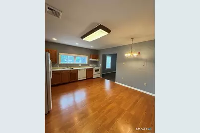 174 Jordan Avenue #2, Watertown, CT 06779 - Photo 2