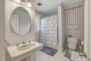 276 S Main St, Wallingford, CT 06492 - Photo 28