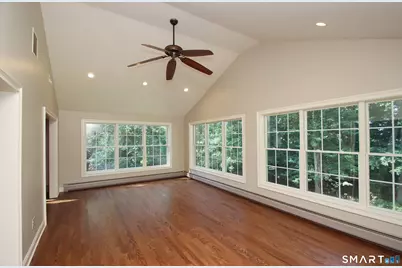 325 Manley Heights Road, Orange, CT 06477 - Photo 10