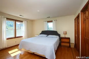 31 Cliffside Dr, Wallingford, CT 06492 - Photo 28