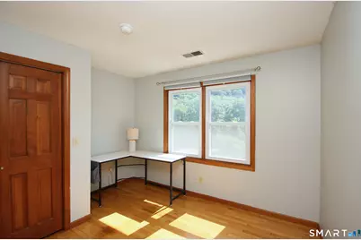 31 Cliffside Drive, Wallingford, CT 06492 - Photo 36