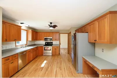 31 Cliffside Drive, Wallingford, CT 06492 - Photo 14