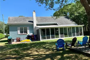 11 Miami Ave, Old Lyme, CT 06371 - Photo 2