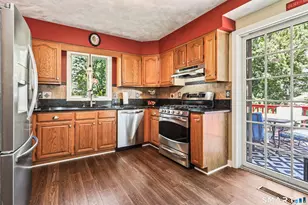 76 Alma St, Naugatuck, CT 06770 - Photo 12