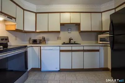 15 Thistle Way #D, East Windsor, CT 06016 - Photo 8