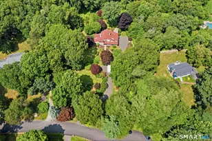11 Fire Hill Ln, Redding, CT 06896 - Photo 10