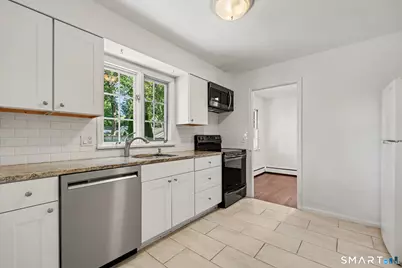63 Oak Street, New Canaan, CT 06840 - Photo 18