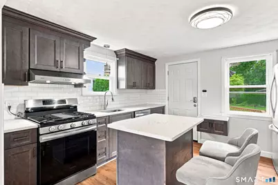 40 Alden Street, New Britain, CT 06053 - Photo 8