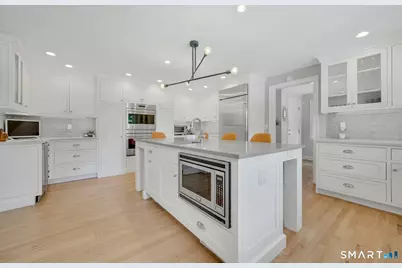 129 Emery Drive East, Stamford, CT 06902 - Photo 10