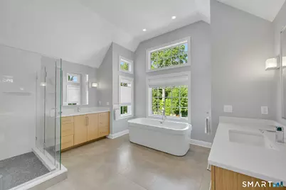 129 Emery Drive East, Stamford, CT 06902 - Photo 18