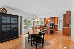 10 Harbourside Dr, Suffield, CT 06078 - Photo 8