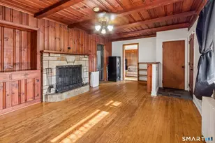 35 Sherman Terrace, North Haven, CT 06473 - Photo 8