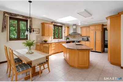 7 Regency Drive, North Haven, CT 06473 - Photo 12