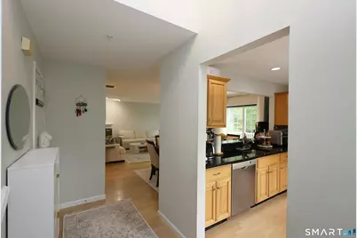 633 Danbury Road #22, Ridgefield, CT 06877 - Photo 12