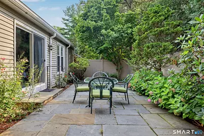 7 Bank Street, New Canaan, CT 06840 - Photo 24
