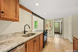 917 Hopewell Rd, Glastonbury, CT 06073 - Photo 6