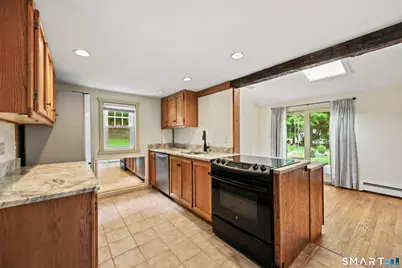917 Hopewell Road, Glastonbury, CT 06073 - Photo 4