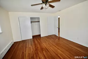 44 Endeavor St, Trumbull, CT 06611 - Photo 14