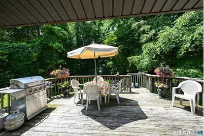 42 Linda Lane, New Fairfield, CT 06812 - Photo 32