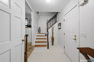 42 Linda Ln, New Fairfield, CT 06812 - Photo 2