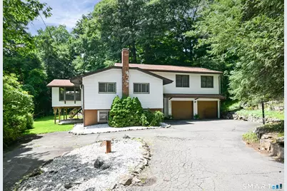 42 Linda Lane, New Fairfield, CT 06812 - Photo 1
