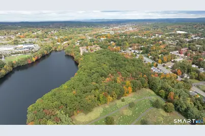 206 Oakland Street, Manchester, CT 06042 - Photo 4