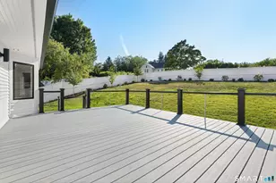 2 Drumlin Rd, Westport, CT 06880 - Photo 34