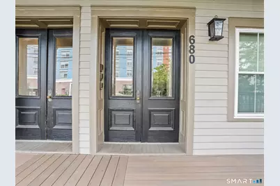 678 Atlantic Street #3, Stamford, CT 06902 - Photo 2