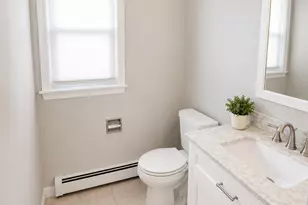 61-61A Graham Rd, East Hartford, CT 06118 - Photo 6