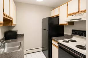 14 Pinney St, Ellington, CT 06029 - Photo 2