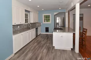 2 Broad Brook Rd, Enfield, CT 06082 - Photo 6