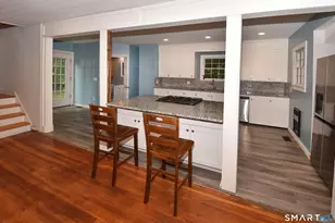 2 Broad Brook Rd, Enfield, CT 06082 - Photo 6